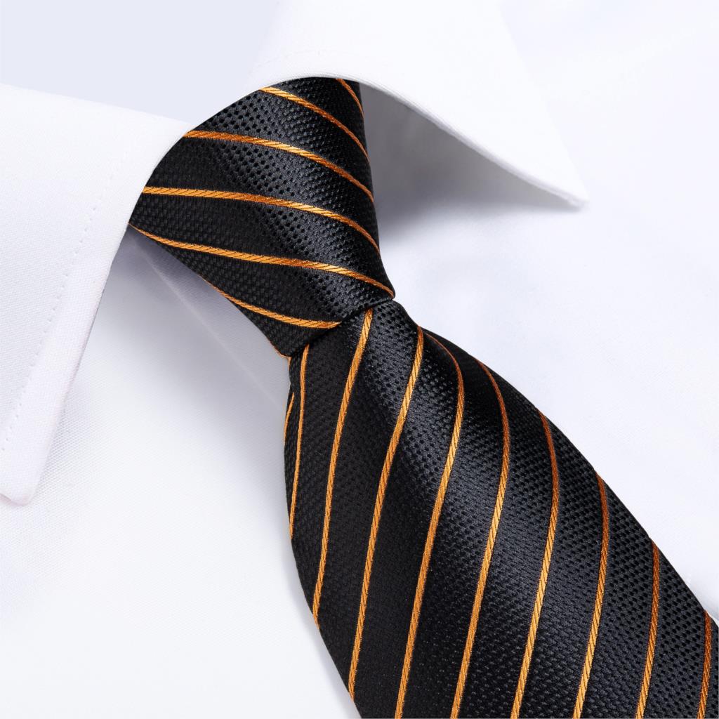 Men's Patterned Silk Tie